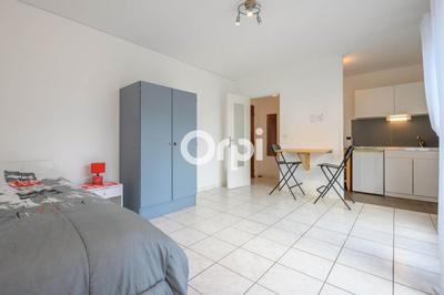Studio - 28 m² - 1 pièce