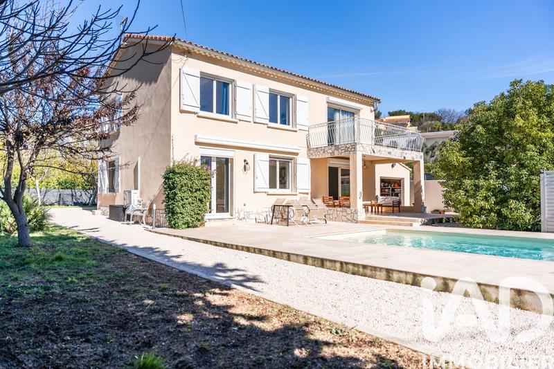 Maison - 165 m² - 7 pièces