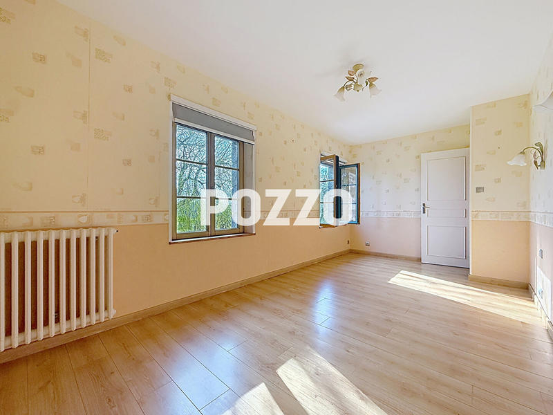 Maison - 173 m² - 9 pièces
