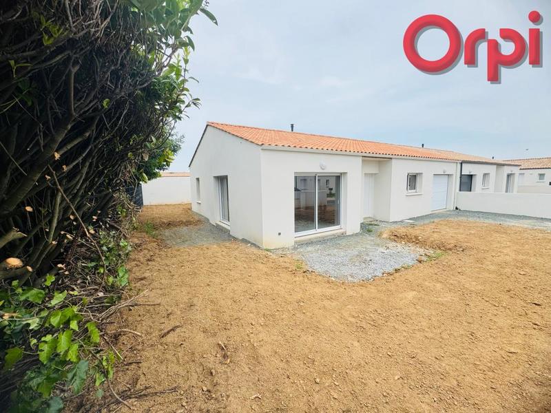 Maison - 93 m² - 4 pièces