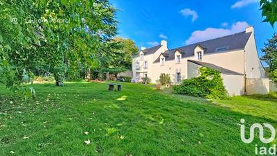 Maison - 251 m² - 10 pièces