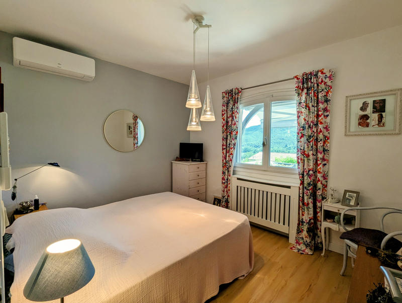 Villa - 106 m² - 5 pièces