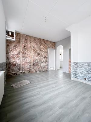 Maison - 90 m² - 6 pièces