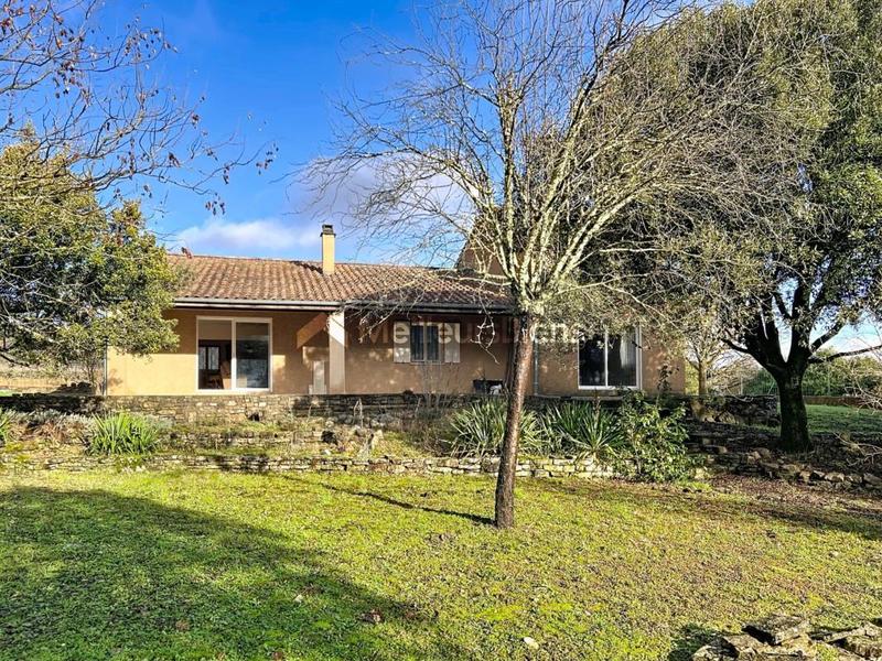 Maison - 191 m² - 7 pièces