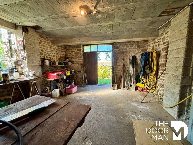 Propriété - 150 m² - 8 pièces