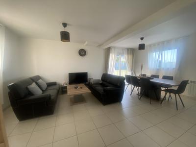 Maison - 83 m² - 5 pièces