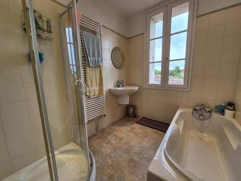 Maison - 178 m² - 5 pièces