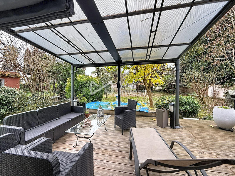 Maison - 192 m² - 7 pièces