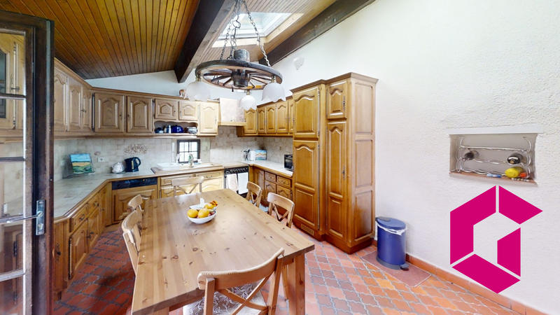 Maison - 136 m² - 6 pièces