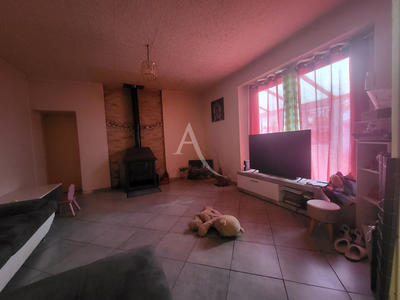 Appartement - 98 m² - 5 pièces