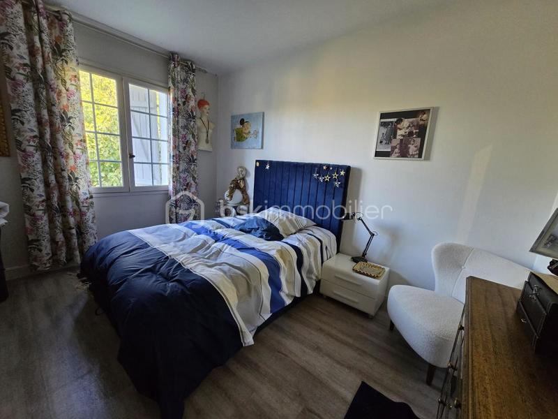 Maison ancienne - 360 m² - 5 pièces