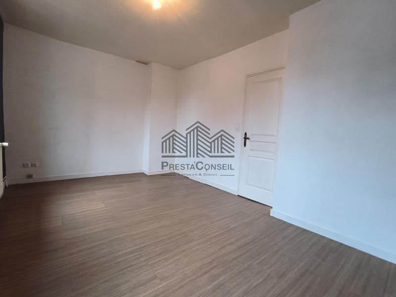 Maison - 84 m² - 4 pièces