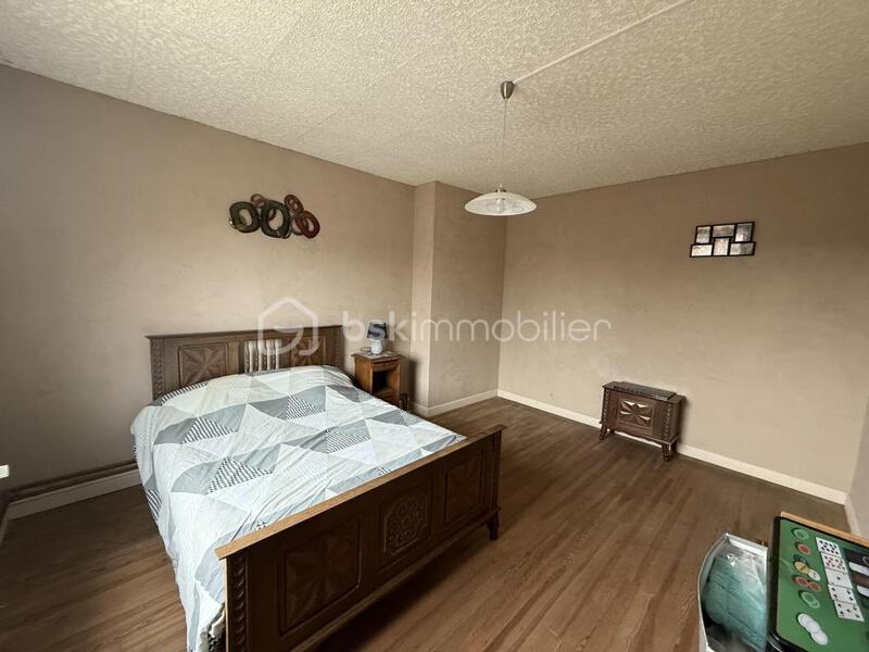 Maison de village - 100 m² - 4 pièces