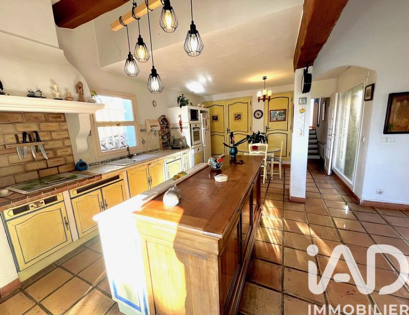 Maison - 140 m² - 6 pièces