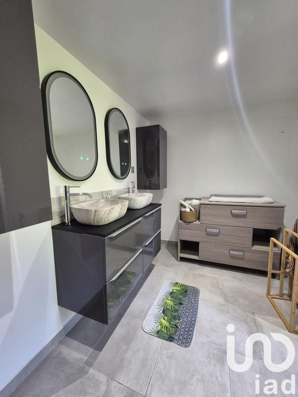 Maison - 110 m² - 4 pièces