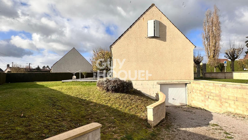 Maison - 90 m² - 5 pièces