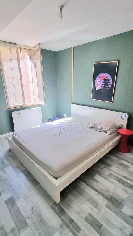 Appartement - 125 m² - 5 pièces