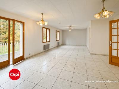 Maison - 131 m² - 8 pièces