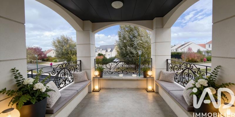 Maison - 195 m² - 7 pièces