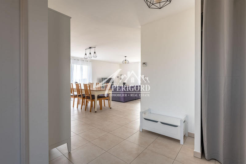 Maison contemporaine - 120 m² - 5 pièces