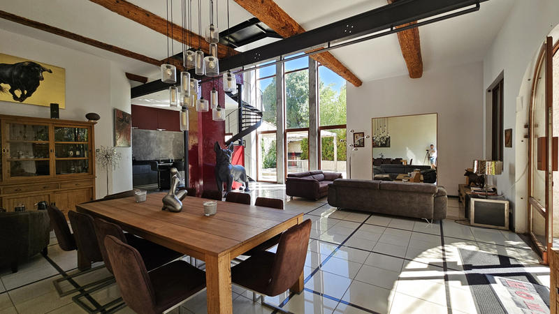 Propriété - 170 m² - 4 pièces