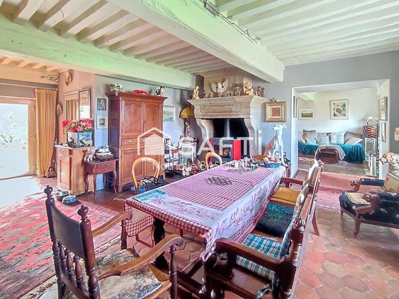 Maison - 200 m² - 7 pièces