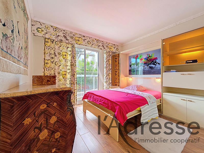 Appartement - 98 m² - 4 pièces