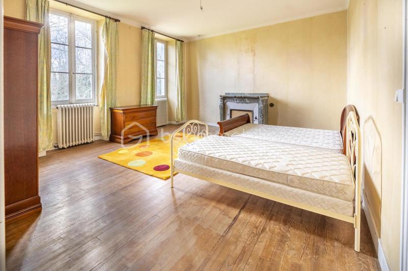 Château - 376 m² - 10 pièces