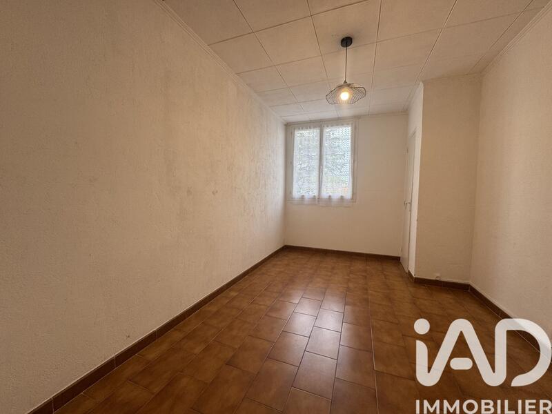 Appartement - 75 m² - 4 pièces