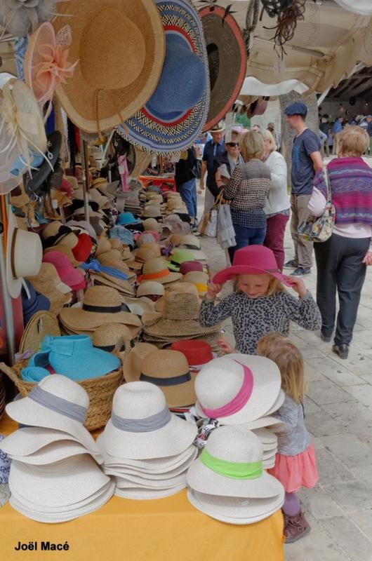 Foire aux chapeaux