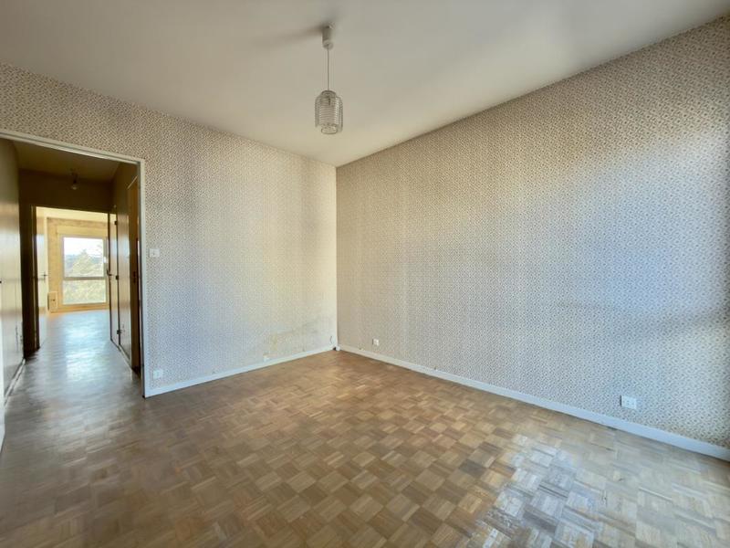 Appartement ancien - 92 m² - 4 pièces