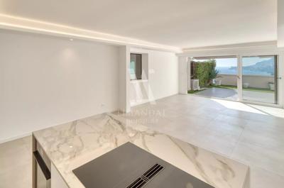 Appartement - 102 m² - 3 pièces