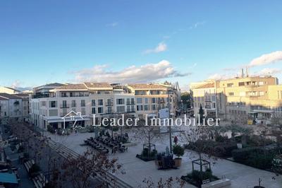 Appartement - 80 m² - 3 pièces