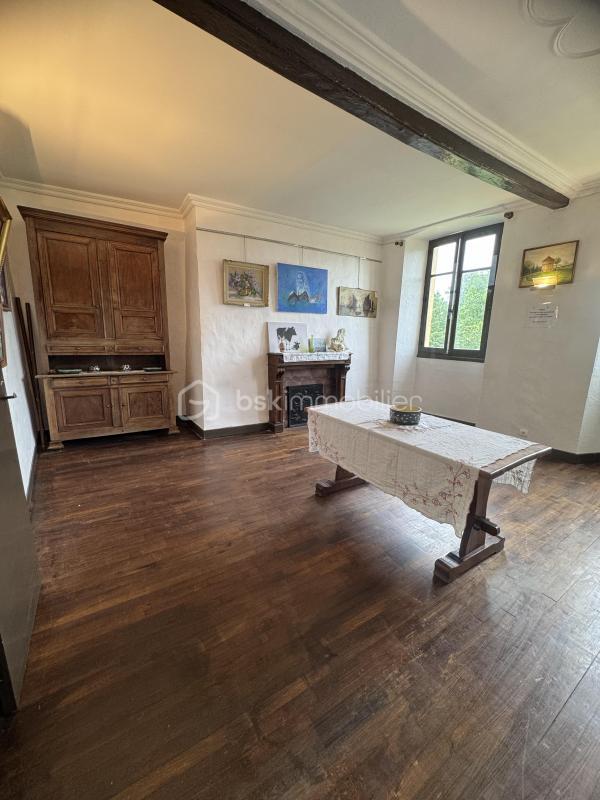 Propriété - 410 m² - 10 pièces