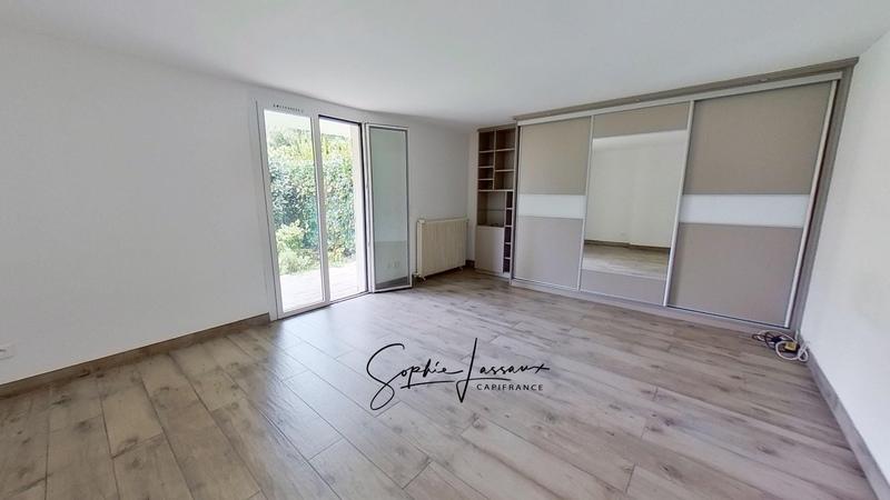 Maison - 210 m² - 7 pièces