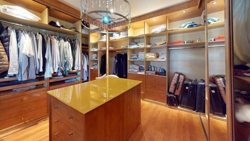 Propriété - 980 m²