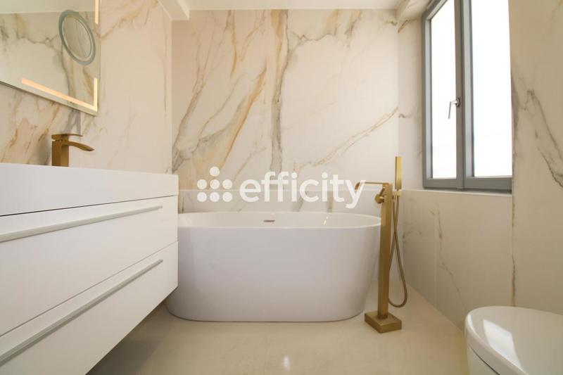 Appartement - 197 m² - 4 pièces