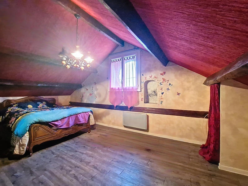 Maison - 111 m² - 4 pièces