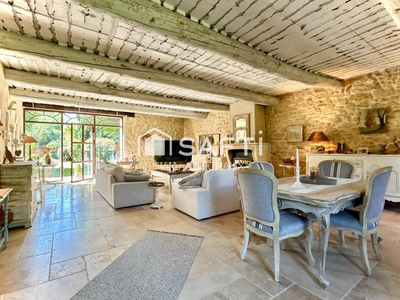 Maison - 280 m² - 8 pièces