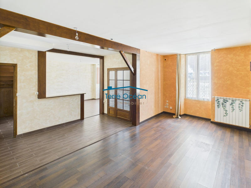 Maison - 160 m² - 6 pièces