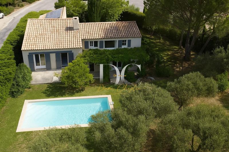 Maison - 138 m² - 5 pièces