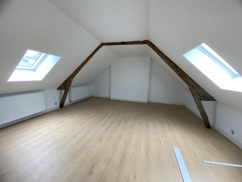 Maison - 88 m² - 6 pièces