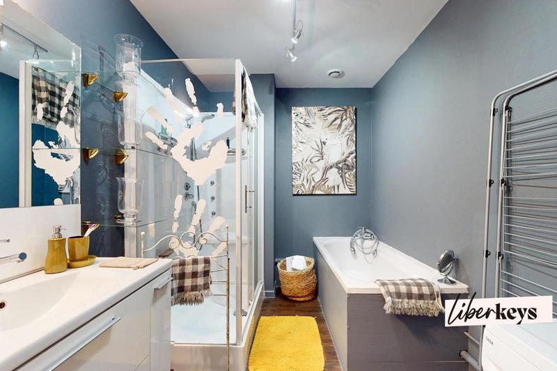 Appartement - 111 m² - 3 pièces