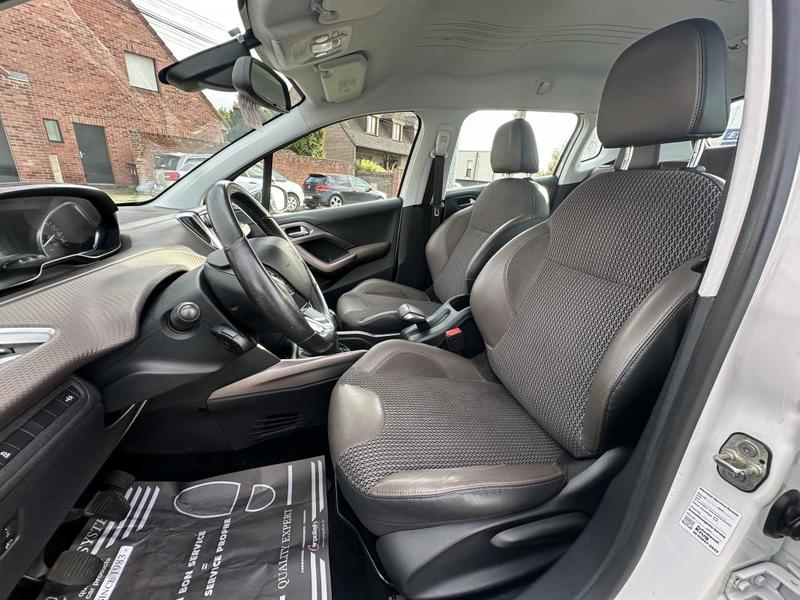 Peugeot 2008 Allure 1.2 Essence 82cv Bvm6