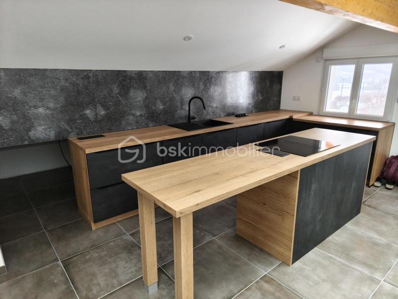 Appartement - 60 m² - 3 pièces