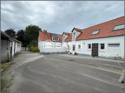 Maison - 250 m² - 9 pièces