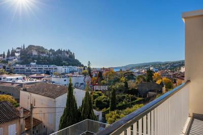 Appartement - 96 m² - 3 pièces