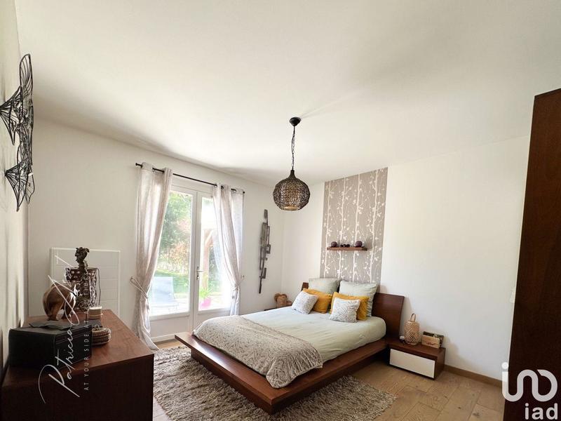 Maison - 195 m² - 7 pièces