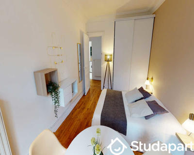 Chambre - 60 m² - 1 pièce