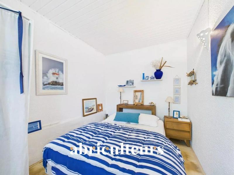 Villa - 174 m² - 10 pièces